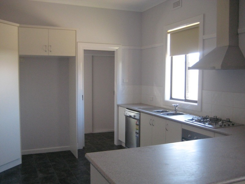 47 Peace Avenue, Warragul VIC 3820
