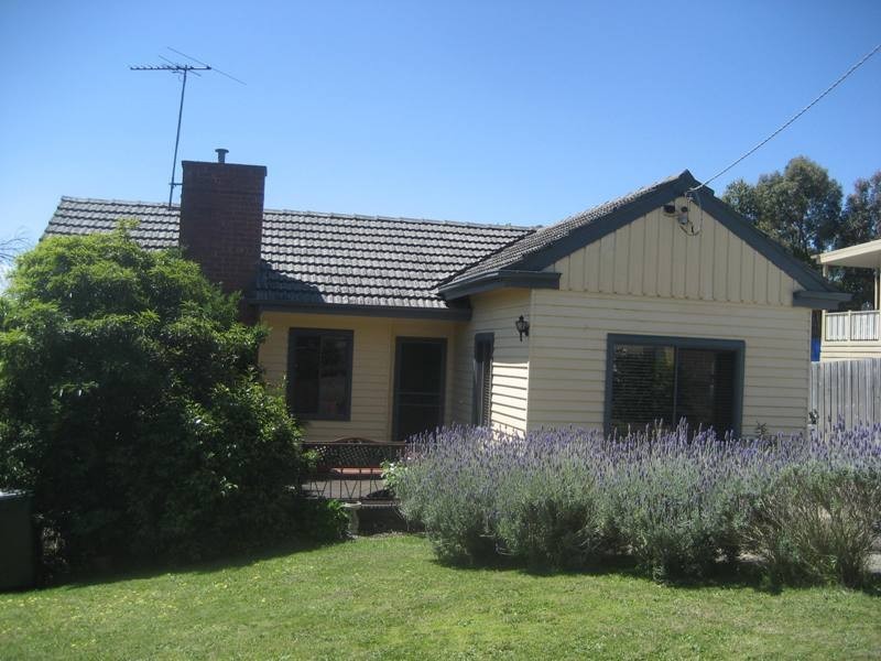 17 Alford Street, Warragul VIC 3820