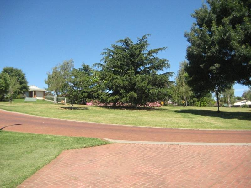 23 Flaxmill Close, Drouin VIC 3818