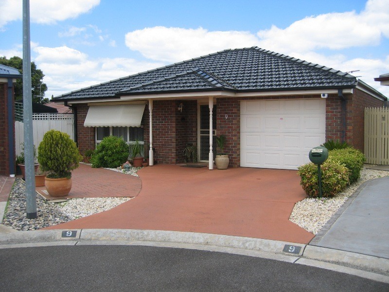 9 Rees Close, Drouin VIC 3818