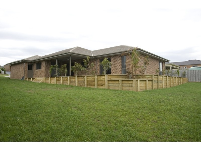 68 Dawson Drive, Warragul VIC 3820