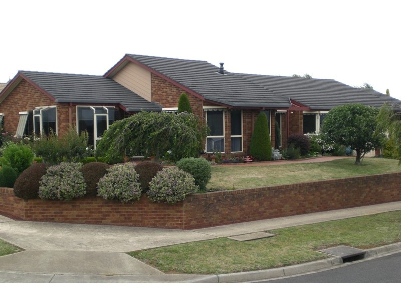 2 Amber Place, Warragul VIC 3820