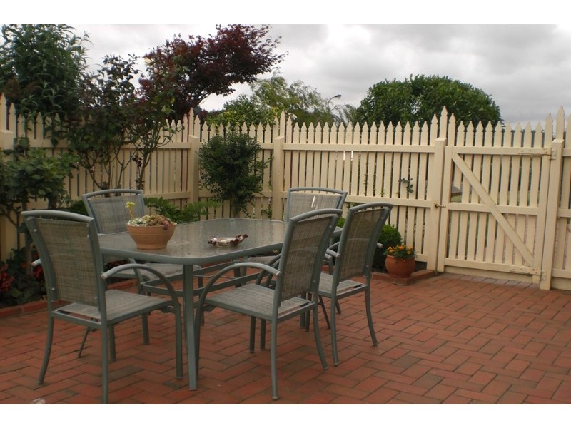 2 Amber Place, Warragul VIC 3820
