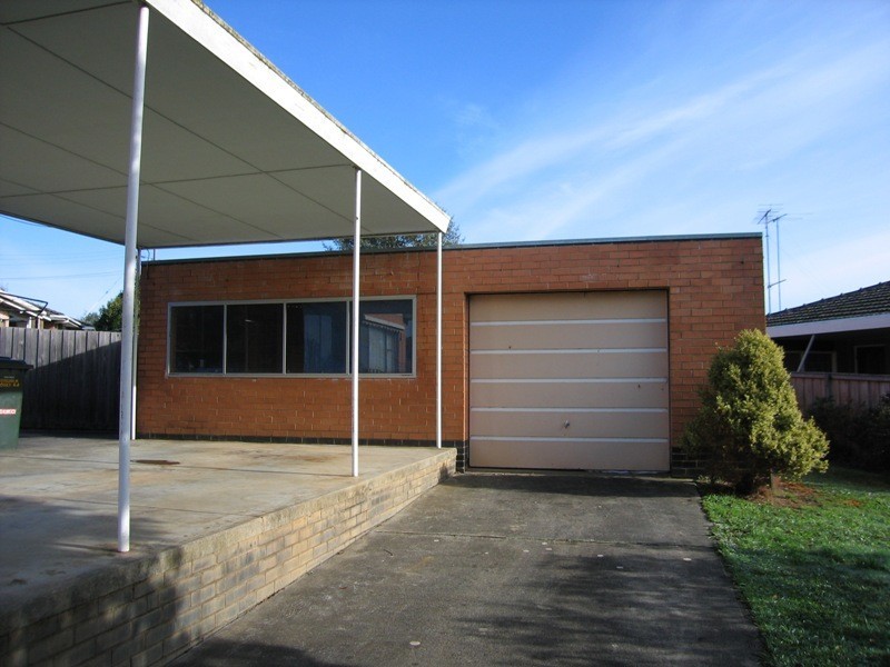 2 Banksia Street, Warragul VIC 3820