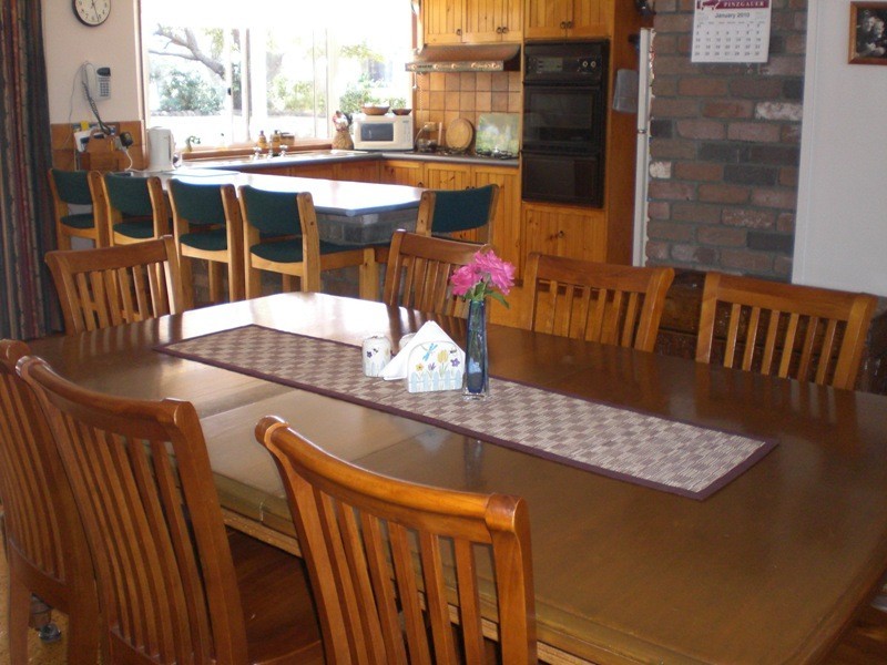 11 Simper Court, Drouin VIC 3818