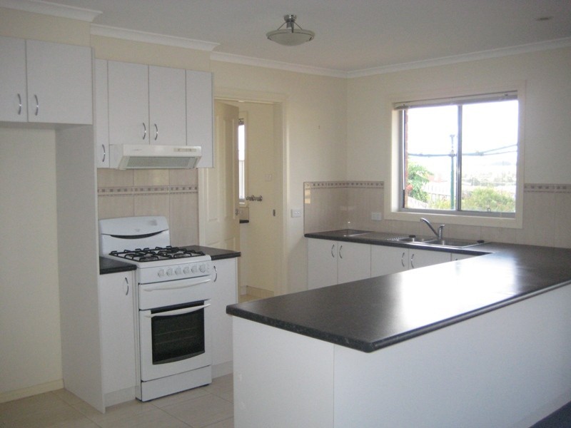 1/298 Sutton Street, Warragul VIC 3820