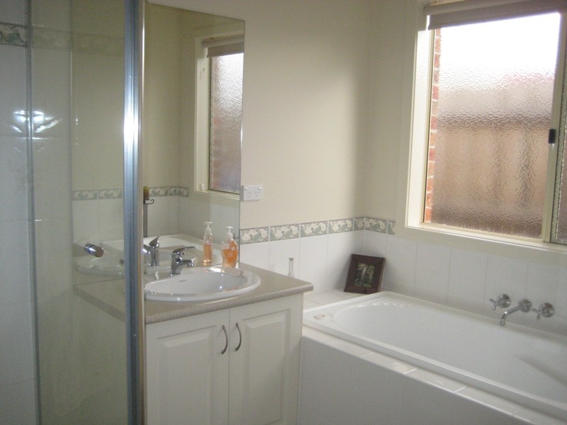 21 Howard Street, Warragul VIC 3820