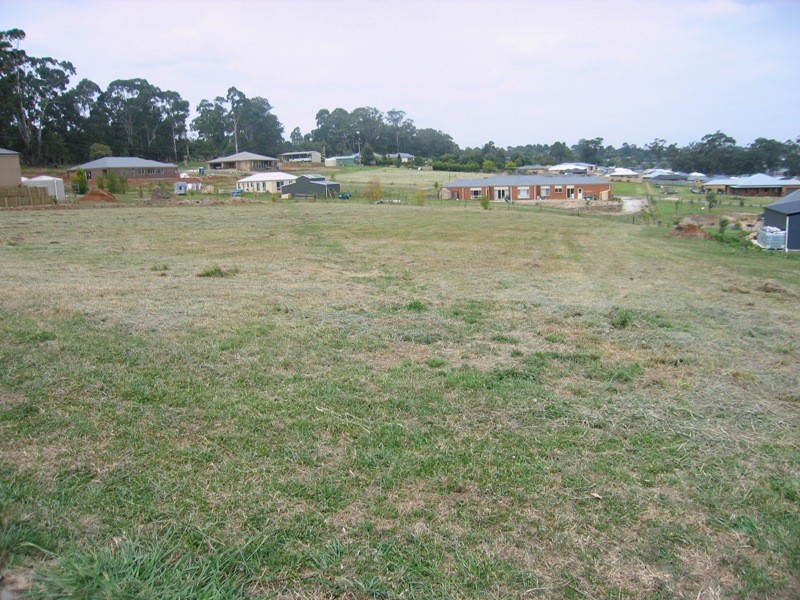 Lot 15, 68 Kamanari Court, Drouin VIC 3818