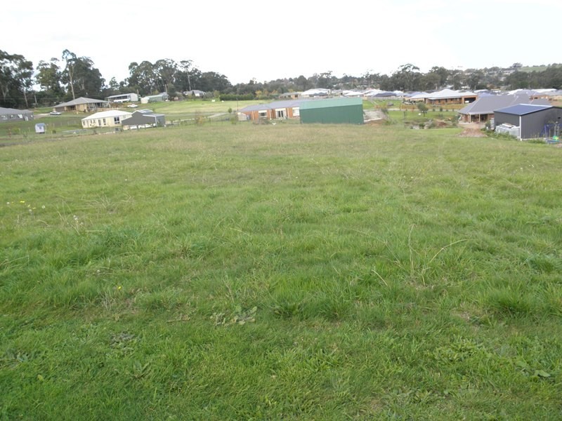 Lot 15, 68 Kamanari Court, Drouin VIC 3818