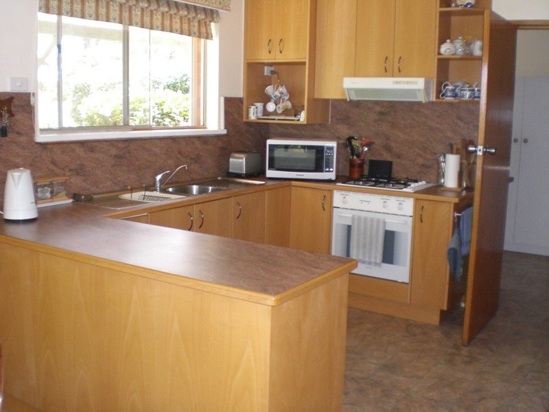 12 Francis Avenue, Drouin VIC 3818