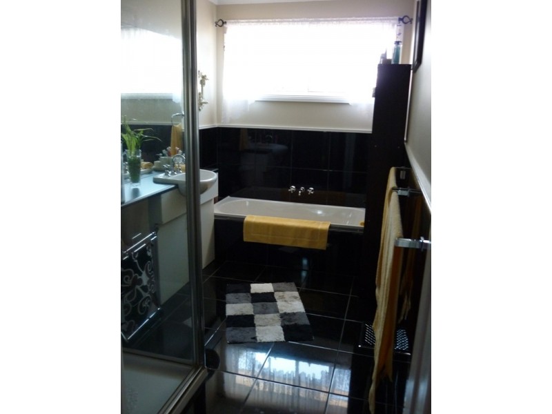 23 Buln Buln Road, Drouin VIC 3818