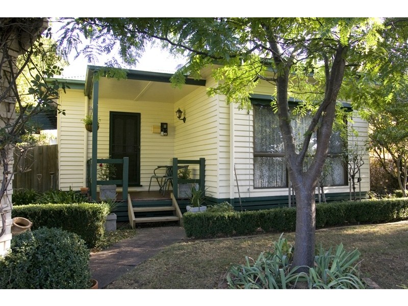 9 Davies Street, Warragul VIC 3820