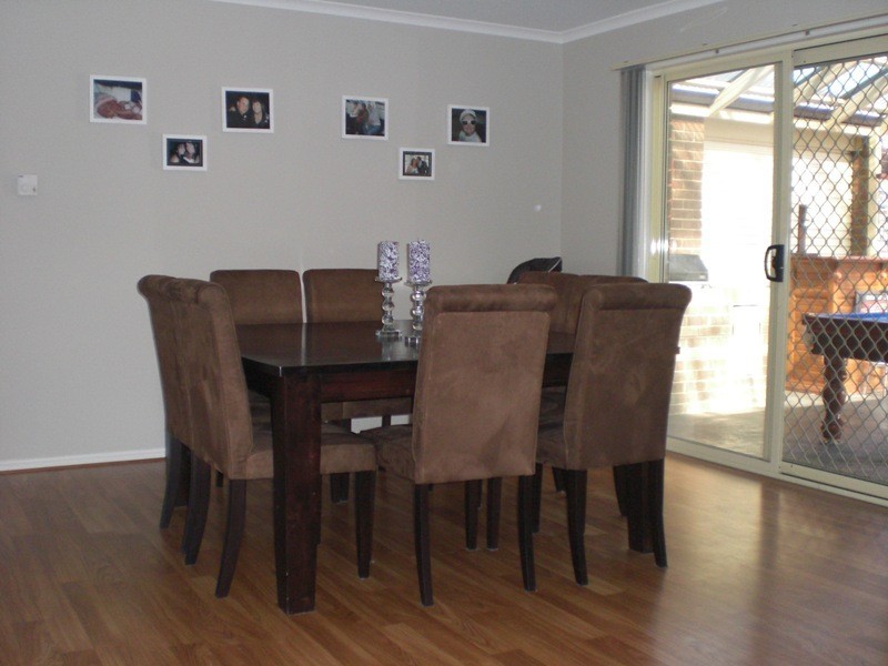 9 Lyndhurst Square, Drouin VIC 3818