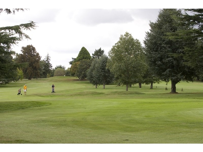 18 Gloucester Place, Warragul VIC 3820