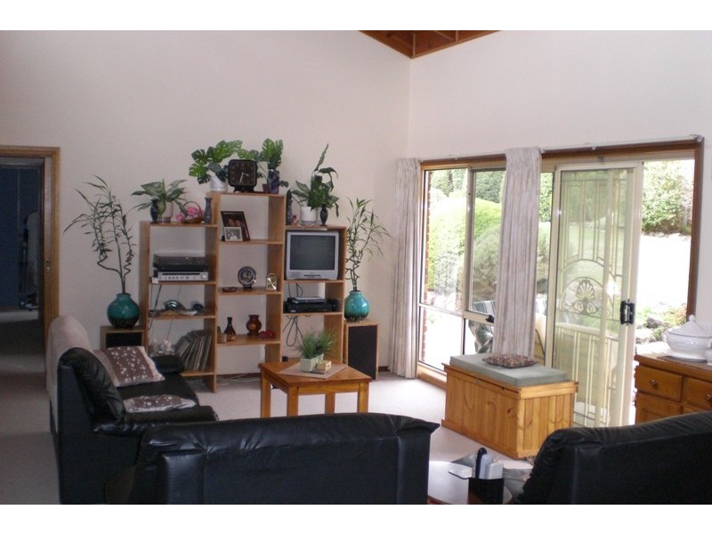 17 Margaret Street, Warragul VIC 3820