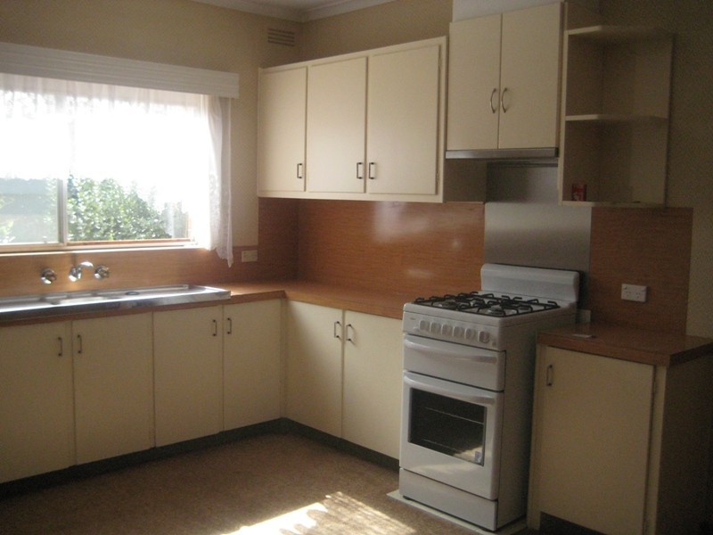 7 Grant Street, Drouin VIC 3818