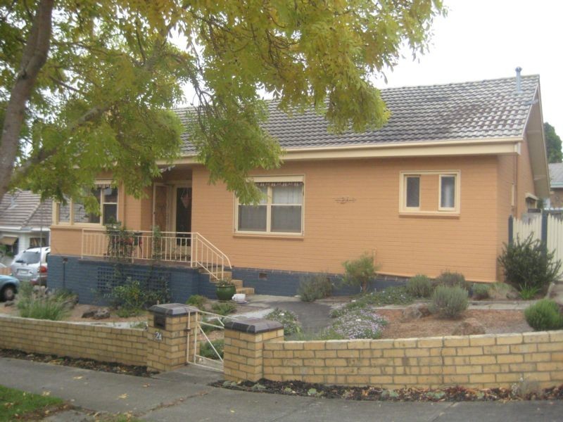 2a Tobruk Street, Warragul VIC 3820