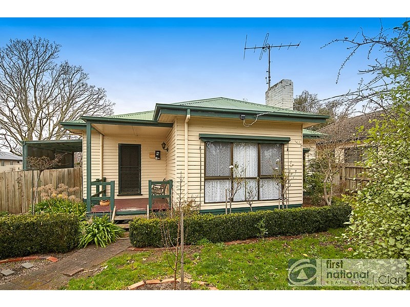 9 Davies Street, Warragul VIC 3820