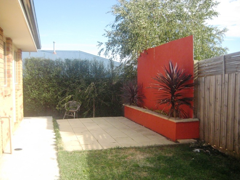 10 Cameron Court, Drouin VIC 3818