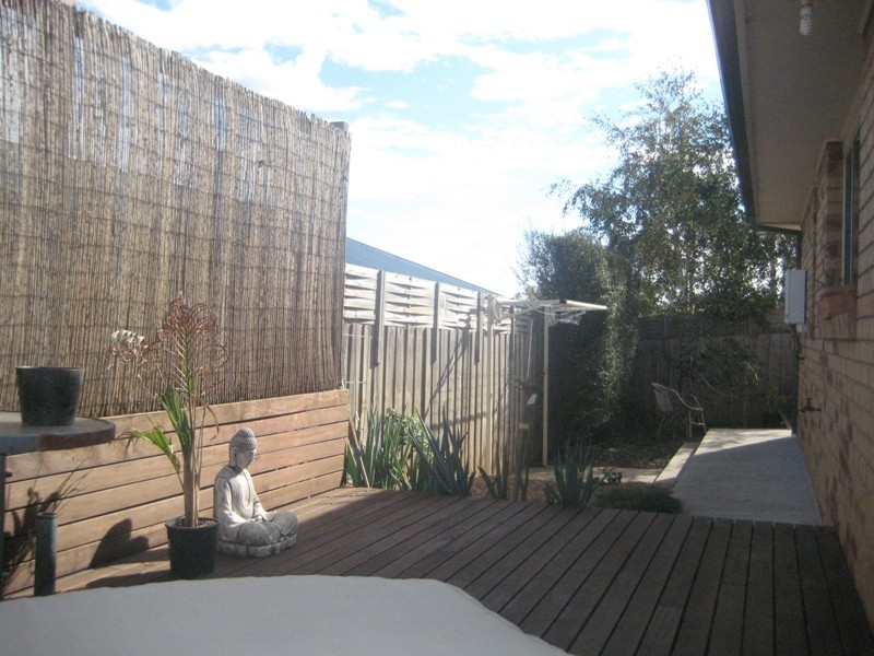 10 Cameron Court, Drouin VIC 3818