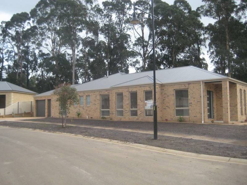 1 Spring Place, Drouin VIC 3818
