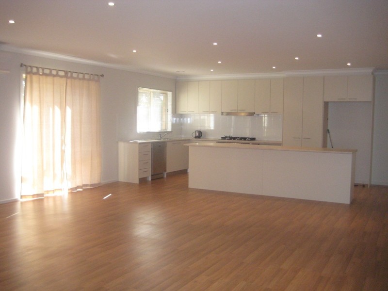 1 Spring Place, Drouin VIC 3818