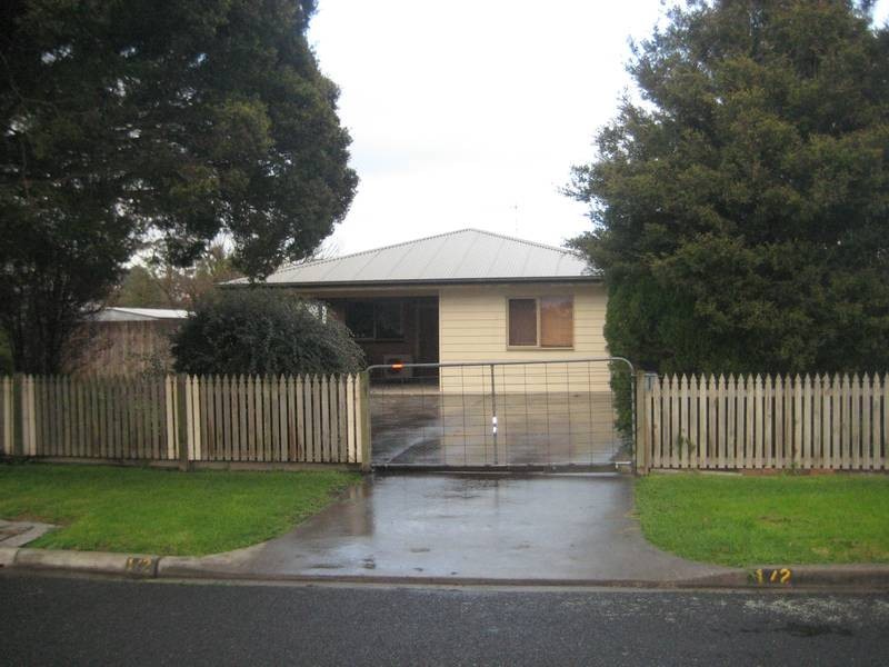 1/2 Witton Street, Longwarry VIC 3816