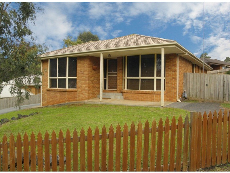 1 Andrew Court, Drouin VIC 3818