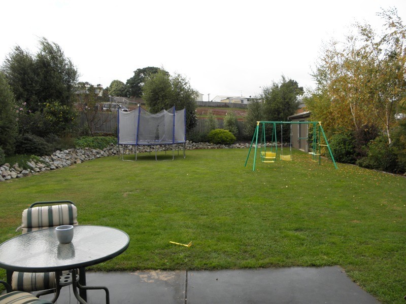 9 McMillan Drive, Warragul VIC 3820