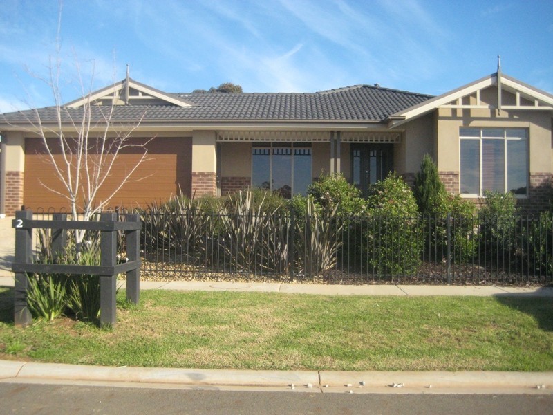 2 Park Vista, Drouin VIC 3818