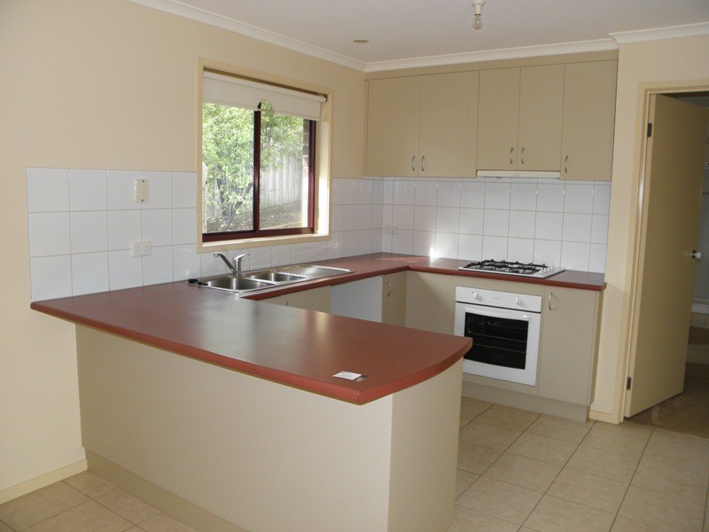 1/22 Bennett Street, Drouin VIC 3818