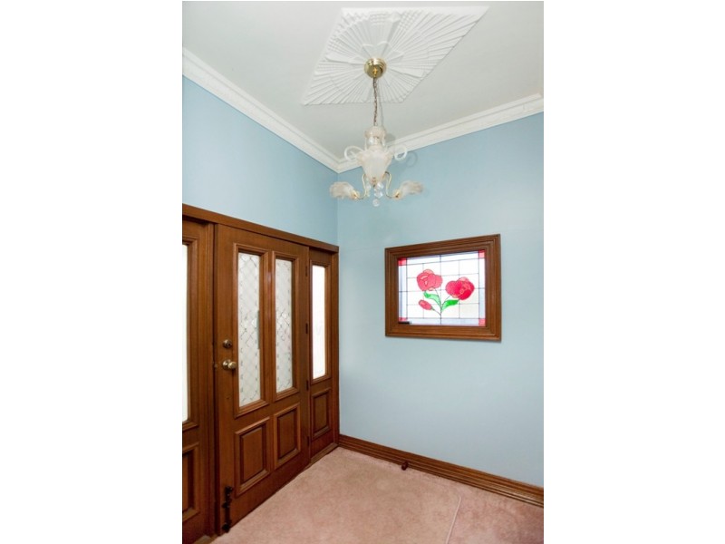 53 Latrobe Street, Warragul VIC 3820