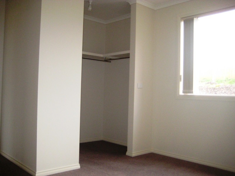 12 Mayfair Drive, Drouin VIC 3818