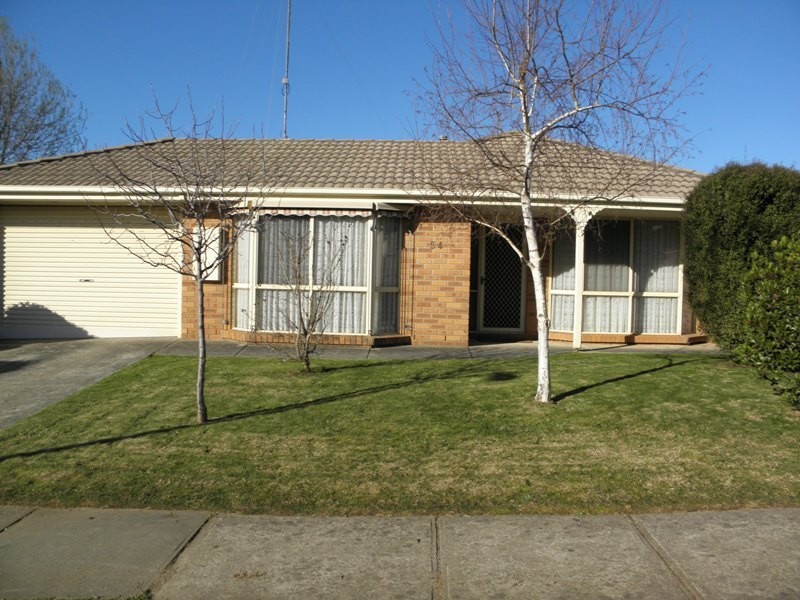54 Hopetoun Road, Drouin VIC 3818