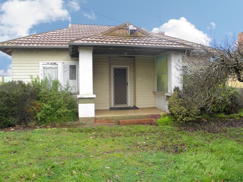 4 Lampards Road, Drouin VIC 3818