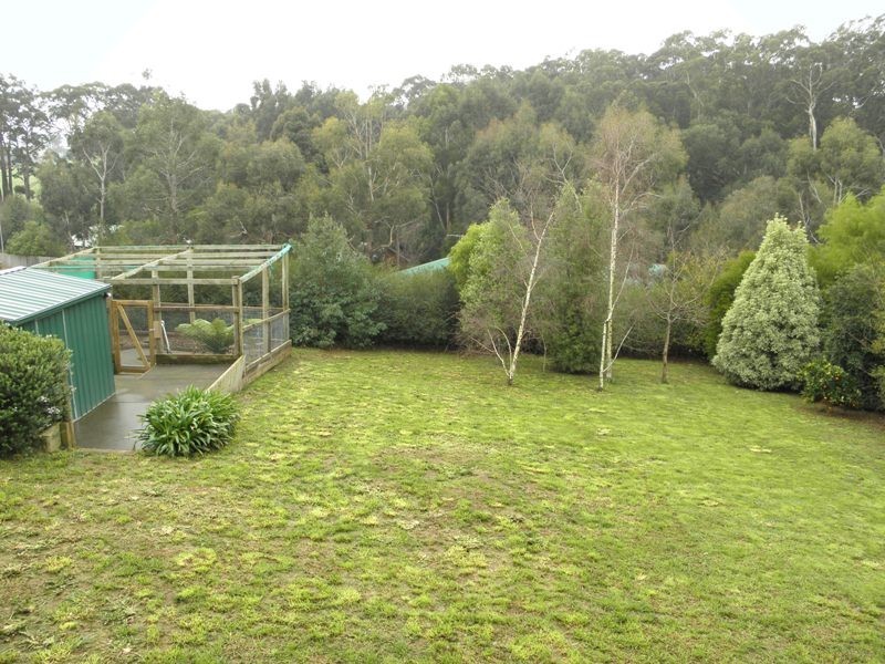 24 Calway Street, Drouin VIC 3818