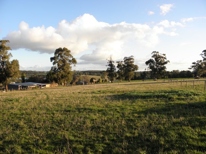 Lot 5,  Oxley Court, Drouin VIC 3818