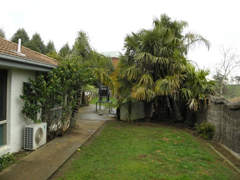 16 Ellen Close, Warragul VIC 3820