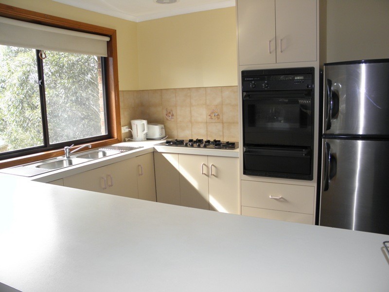 30 Calway Street, Drouin VIC 3818