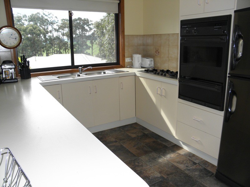 30 Calway Street, Drouin VIC 3818