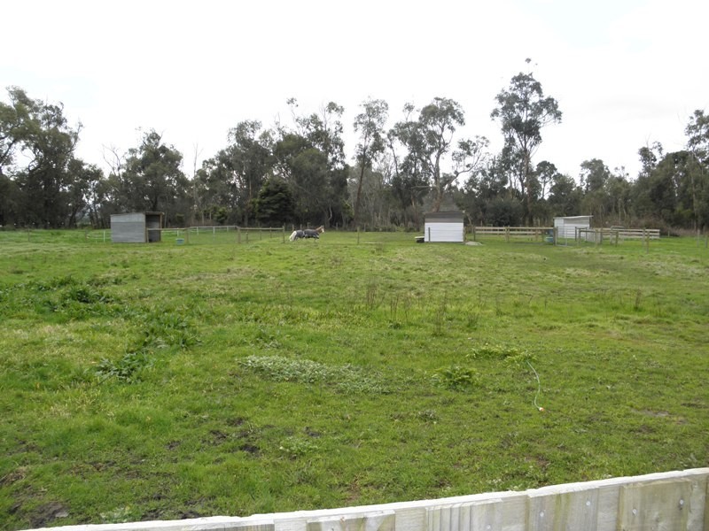 34 Newell Road, Longwarry VIC 3816