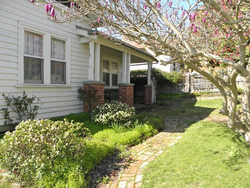 21 Hallyburton Grove, Warragul VIC 3820