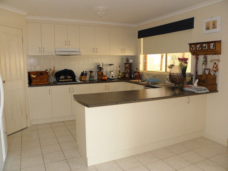16 Hamilton Drive, Warragul VIC 3820