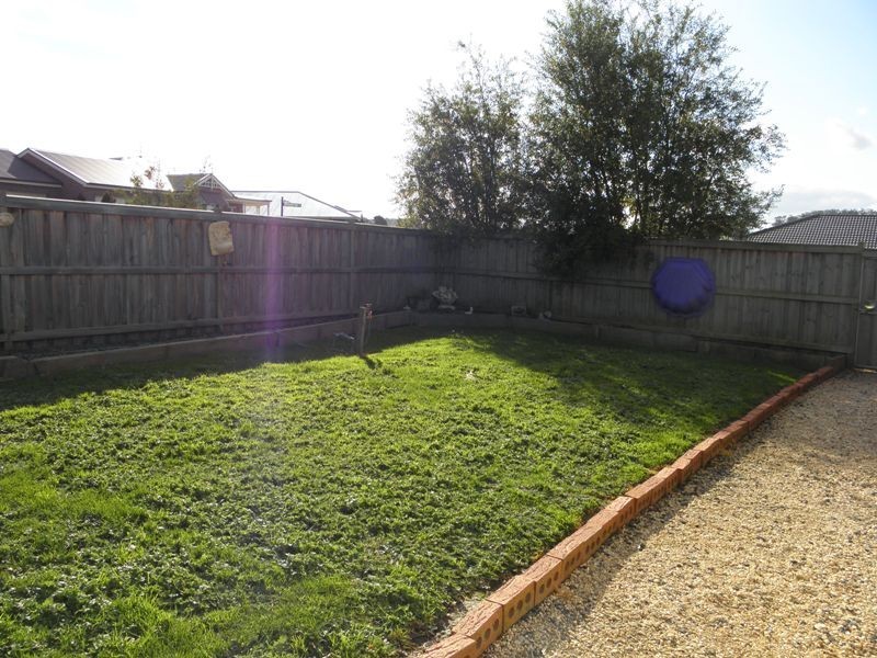 16 Hamilton Drive, Warragul VIC 3820