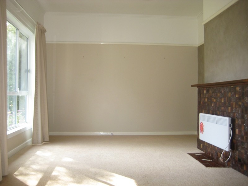 12 Centre Avenue, Warragul VIC 3820