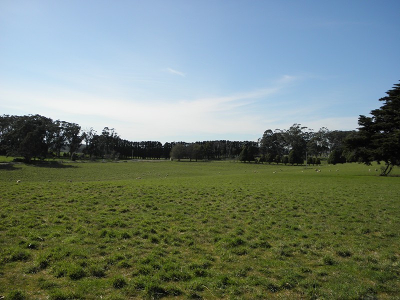 2 Moe-Thorpdale Road, Narracan VIC 3824