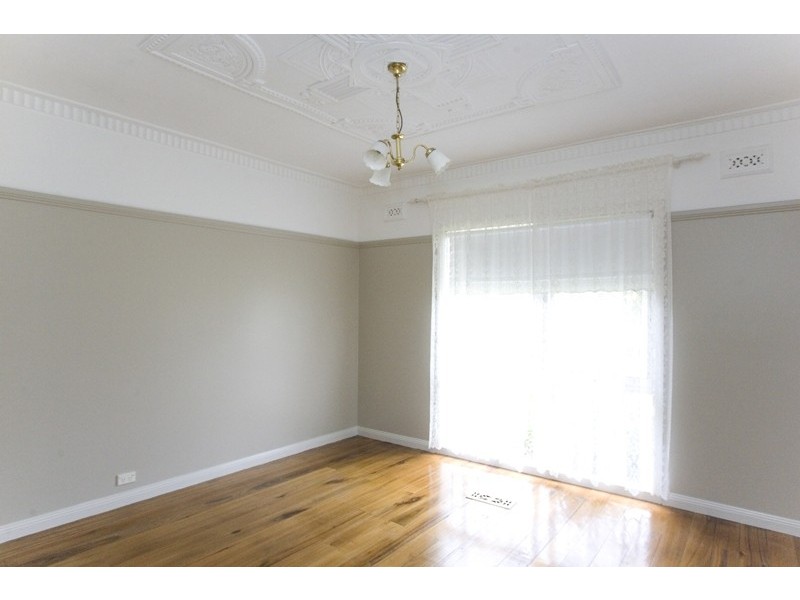 77 Clifford Street, Warragul VIC 3820