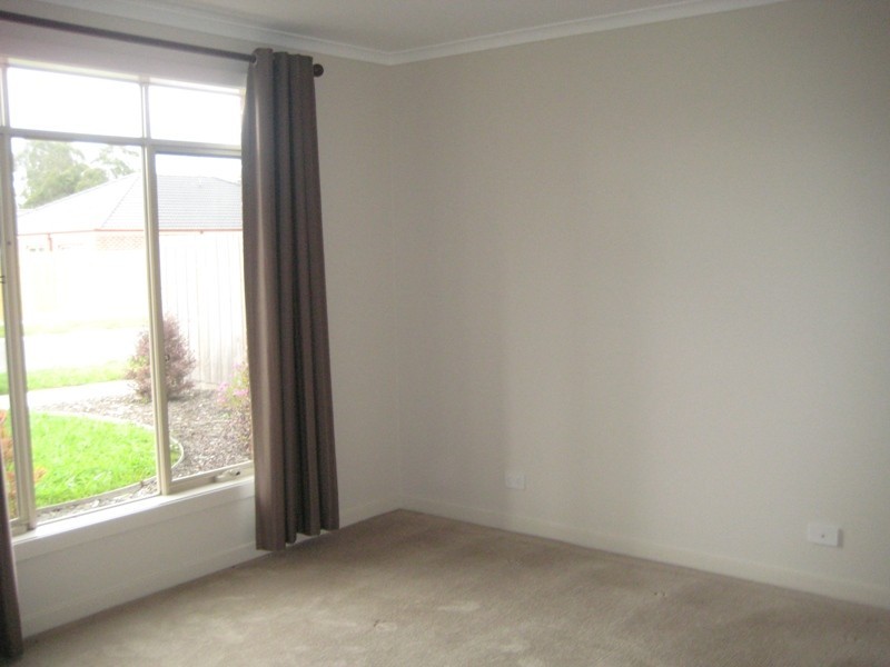 31 Miller Close, Drouin VIC 3818