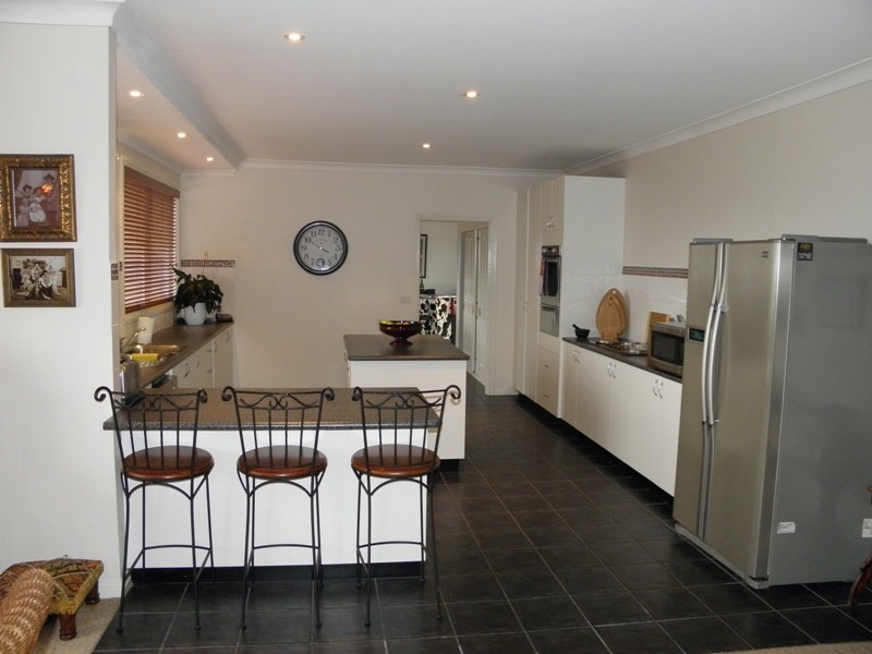 6 Taraview Court, Neerim South VIC 3831