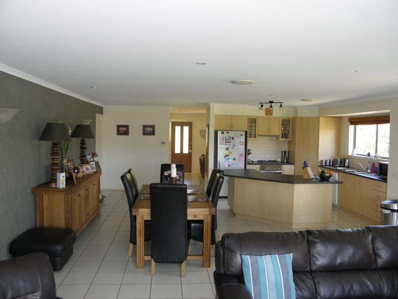 86 Stoddarts Road, Warragul VIC 3820